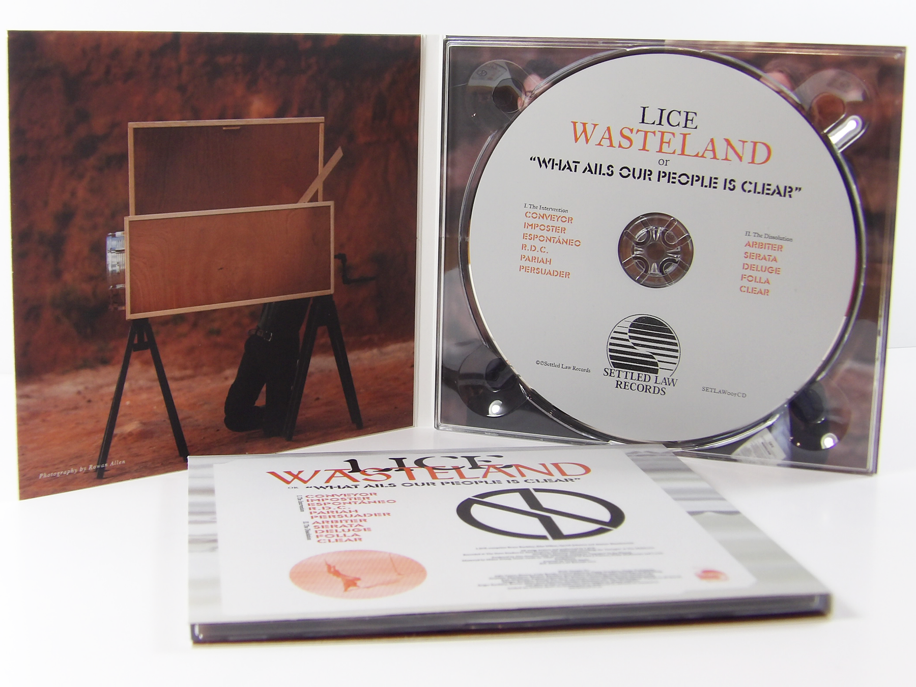 Matt finish CD Digipack 4 panel format with one screen printed disc by Alpha Duplication