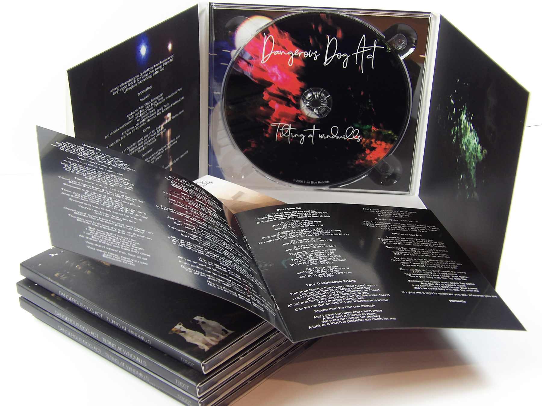 CD + 6 Panel Digipack + Booklet