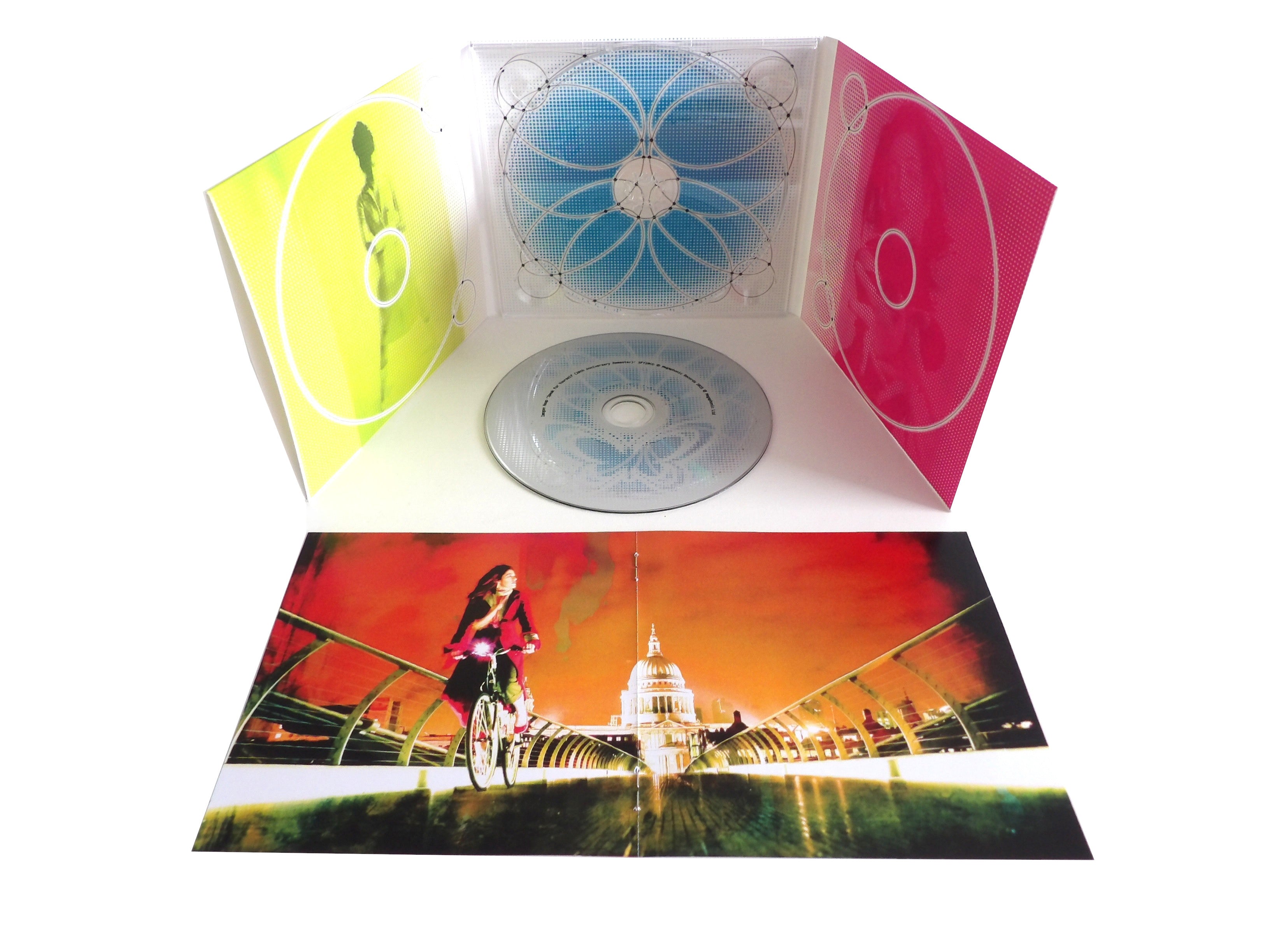 Spot gloss 6 panel CD digipack plus booklet by Alpha Duplication